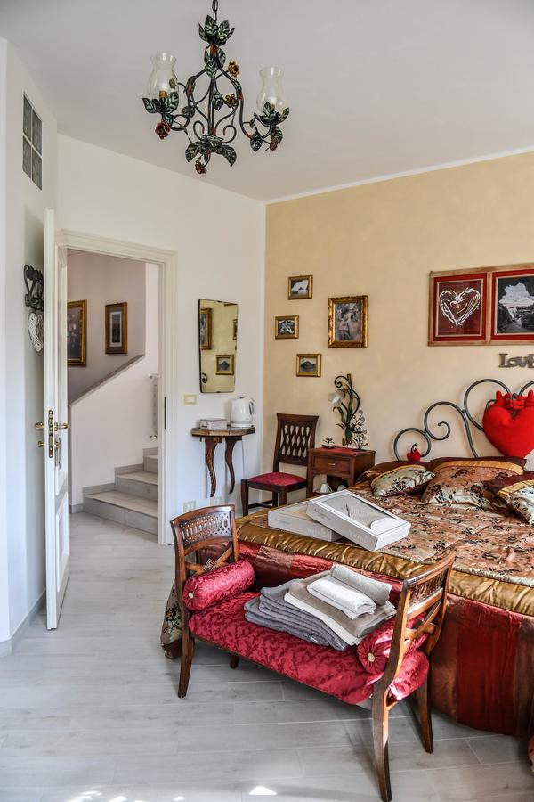 Bed and Breakfast La Terra Di Mingo Vado Ligure Exteriér fotografie