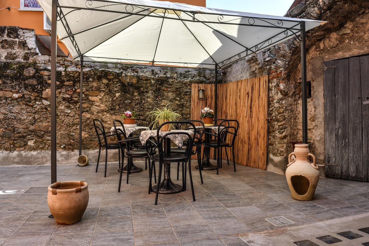 Bed and Breakfast La Terra Di Mingo Vado Ligure Exteriér fotografie